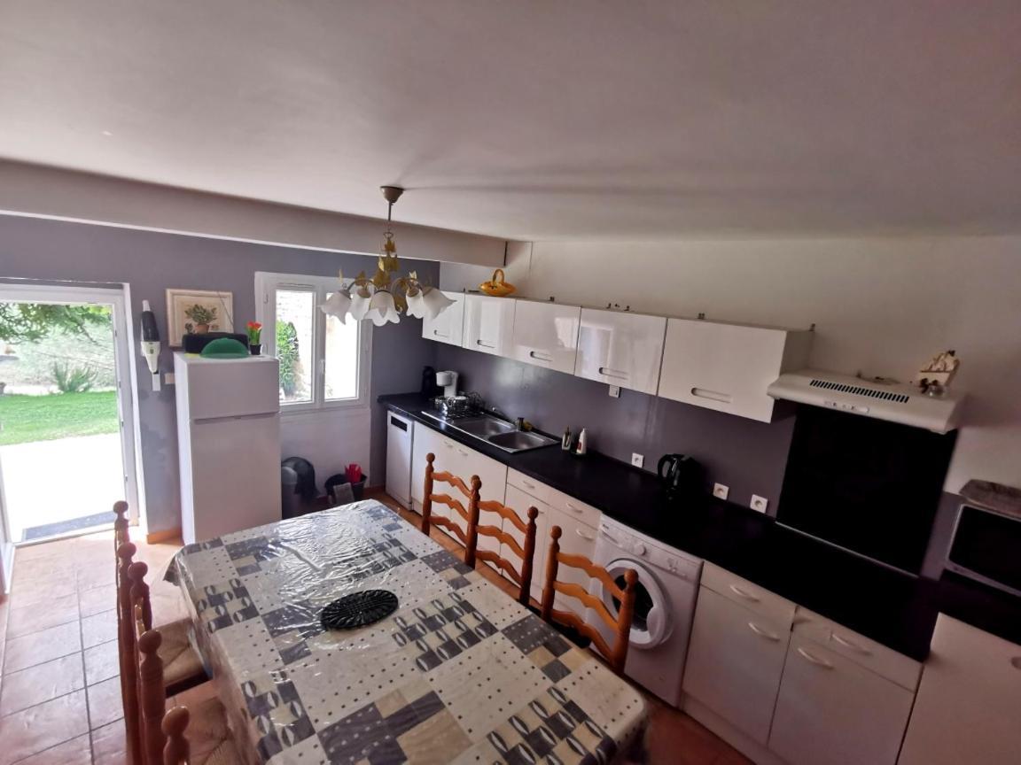 Charmant Appartement Dans Corps De Ferme Aiglun Aiglun  Eksteriør billede